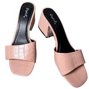 Qupid Tarra Blush Croc Crocodile Vegan Leather Block Heel Sandals Slides Mules 8